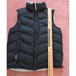 Columbia Black or White Puffer Winter Vest Womans Size Small